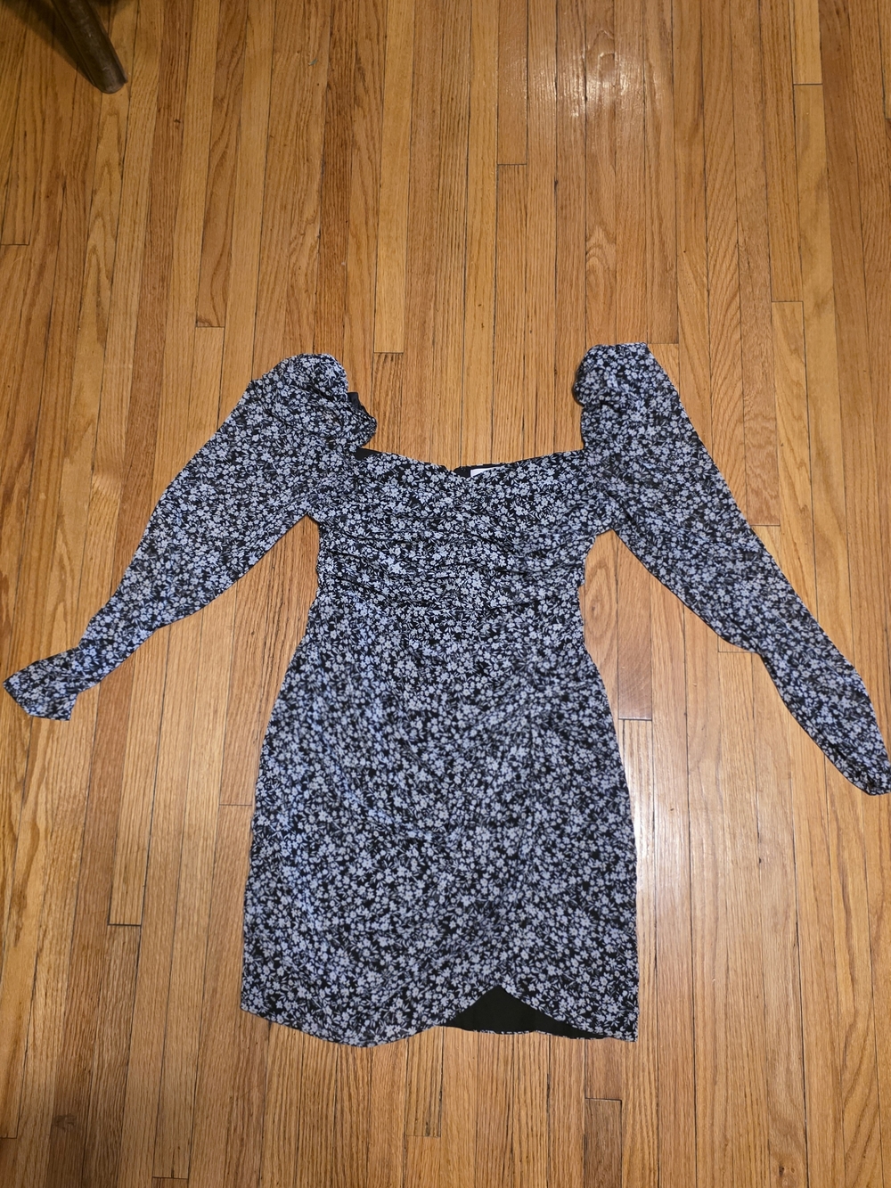ASTR The Label Black Floral Long Sleeve Mini Dress Small